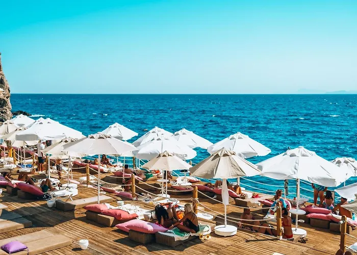 La Boutique Hotel & Suites (Adults Only)